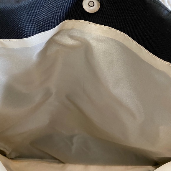 Shopping bag - Picture 3 of 3